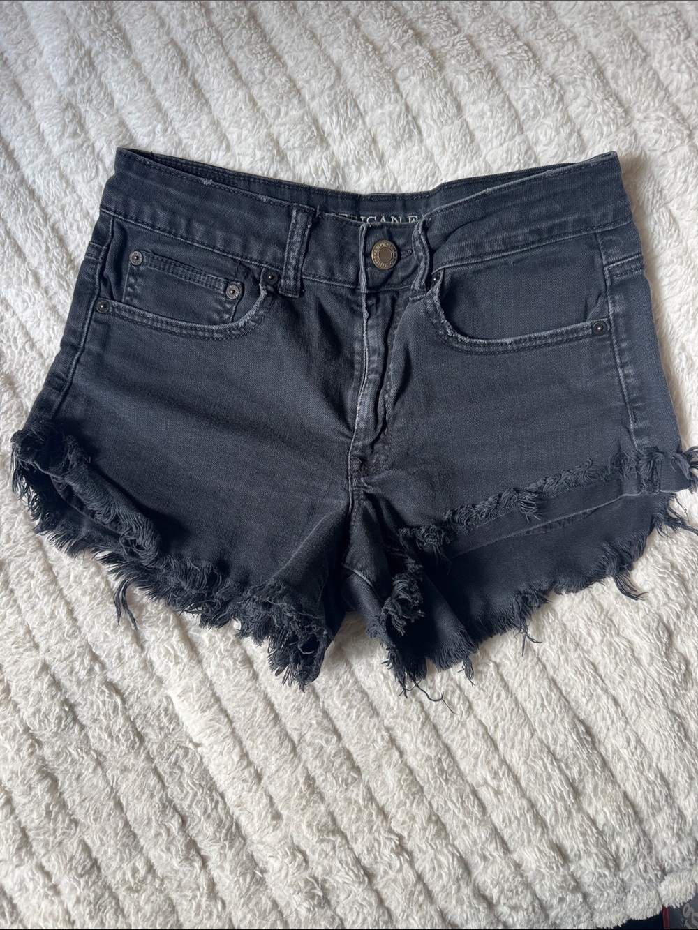 American Eagle Hi-rise festival shorts